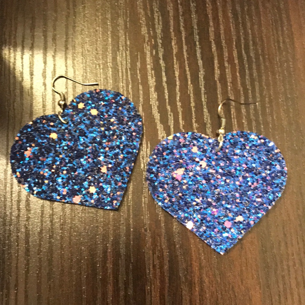 🆕Glitter Faux Leather Blue Heart Earrings